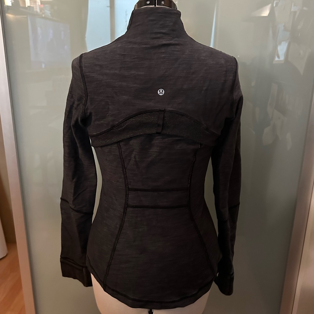 Lululemon Define Jacket - Picture 2 of 4